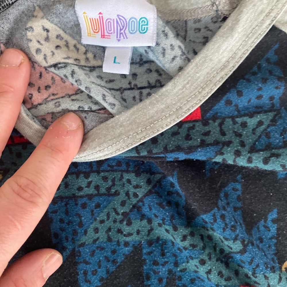 Patterned Raglan Shirt - Picture 3 of 3